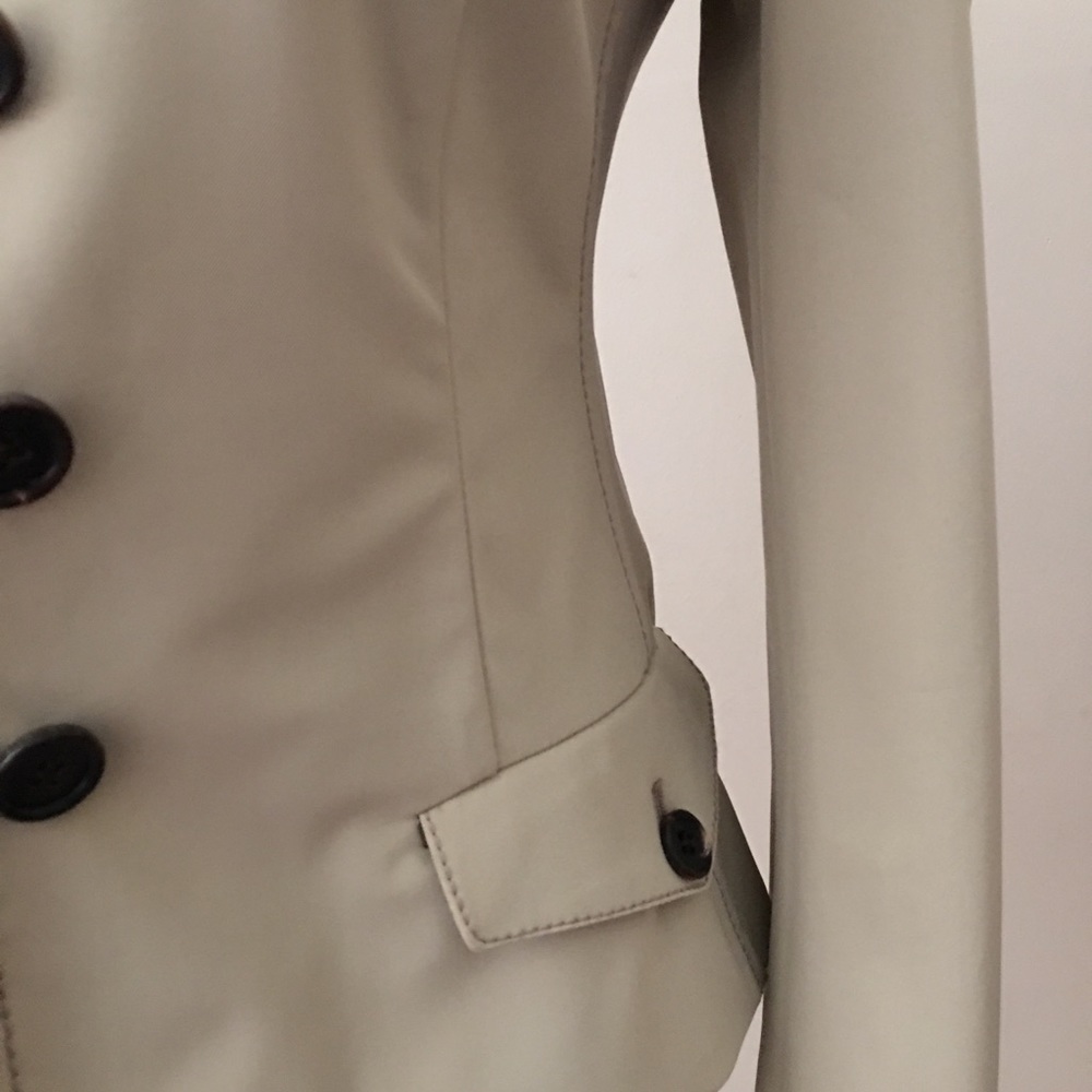 Authentic Prada jacket - Picture 5 of 7
